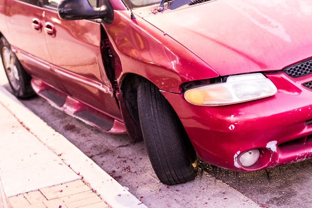 6/25 Orlando, FL – Car Crash at University Blvd & Rouse Rd Intersection